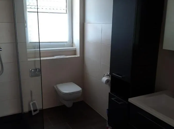 여관 Gaestehaus Andreas 숀시